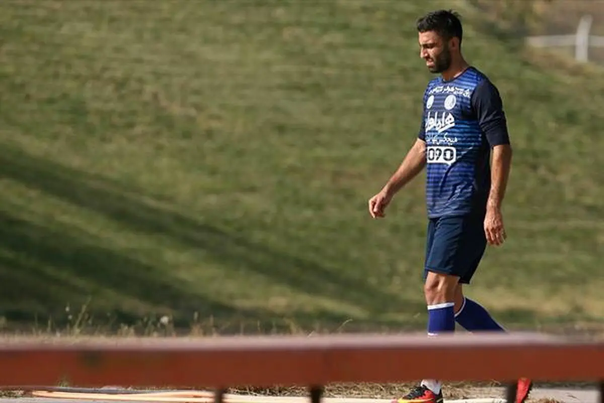 مدیربرنامه ستاره استقلال به دنبال مذاکره با پرسپولیسی‌ها