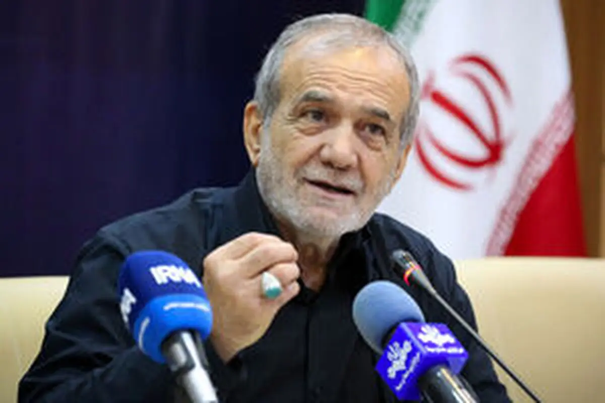  شعرخوانی پزشکیان در پاکستان  +فیلم
