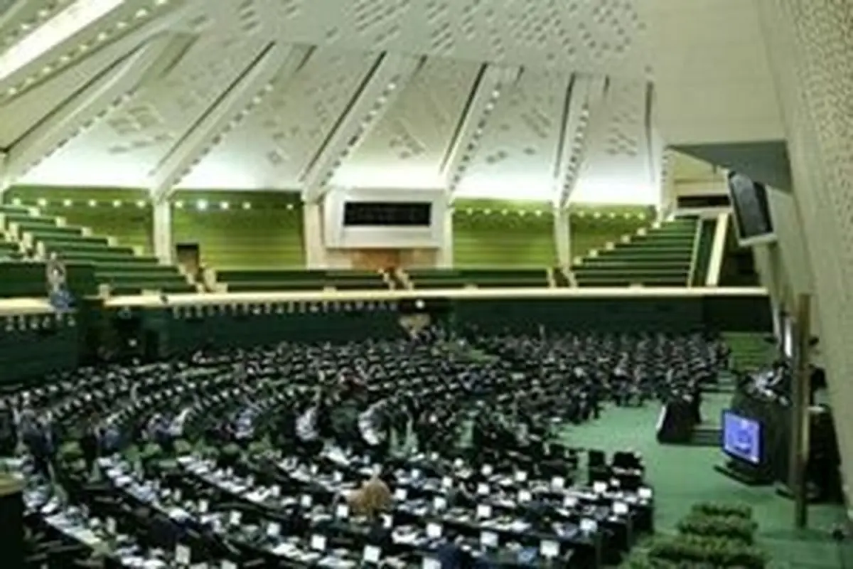 "شورای ائتلاف" و "جبهه پایداری" برای انتخابات مجلس لیست مشترک دادند + اسامی