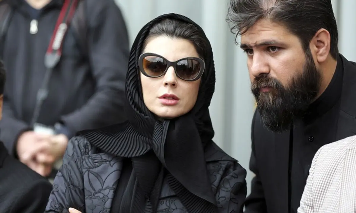 اشک‌های «لیلا حاتمی» در مراسم تشییع جمشید مشایخی/ فیلم