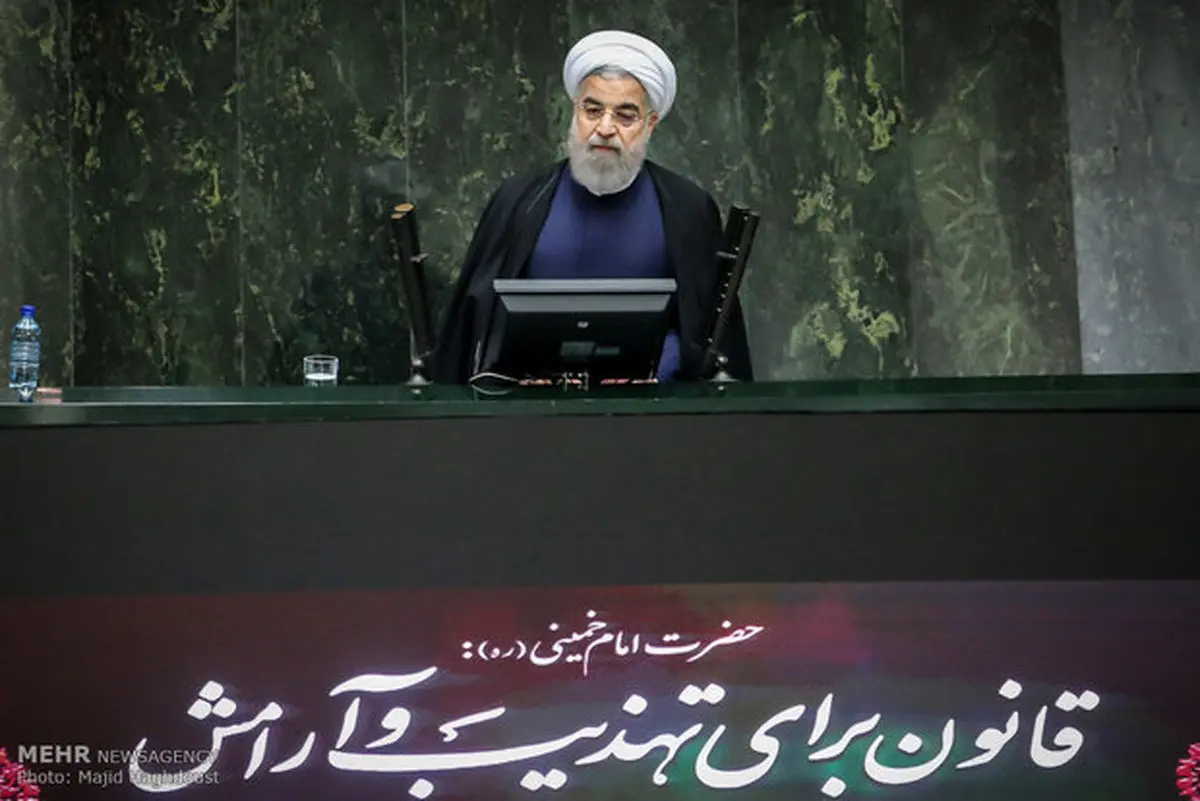 متن کامل سوال نمایندگان از رئیسجمهور درباره افزایش قیمت بنزین