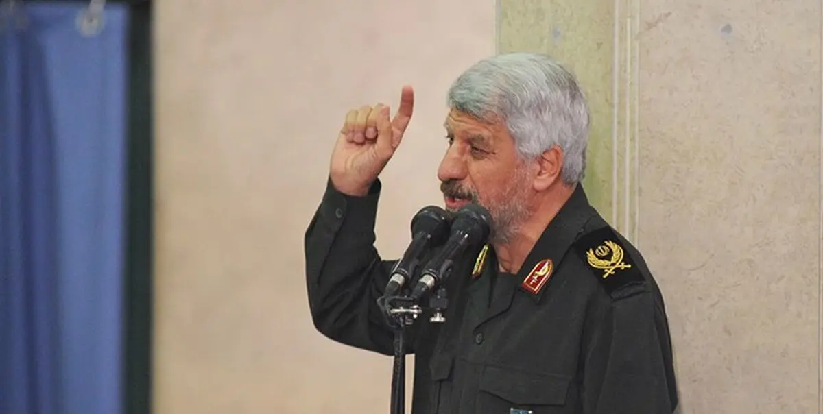 شعرخوانی صادق آهنگران در محضر رهبر انقلاب/ کوه دردیم ولی سخت مقاوم هستیم