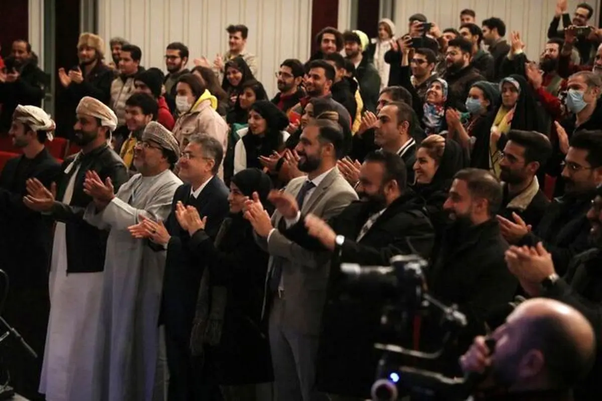 کدام مدیران به تئاتر فجر رفتند
