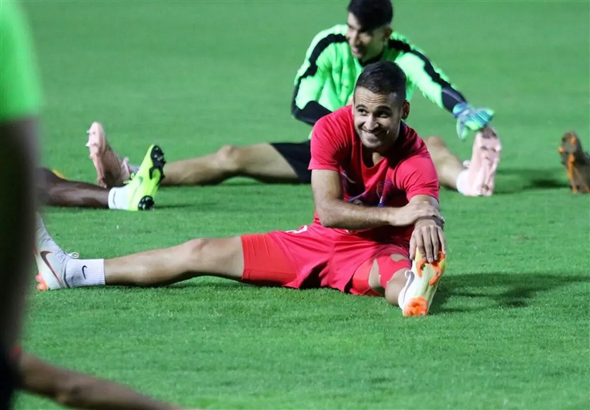 عرق گیری پرسپولیسی ها قبل از بازی فینال
