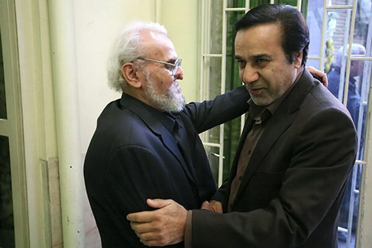 ناگفته های خواننده قدیمی درمورد خانهنشینی یک مرد بزرگ