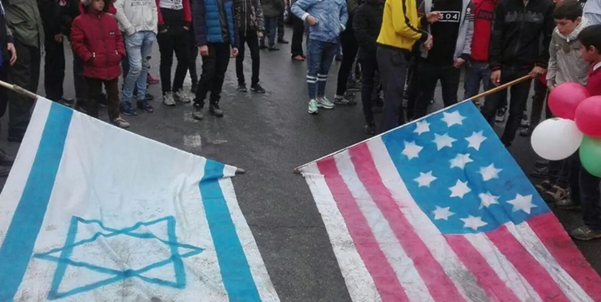 ایرانی‌ها با تمسخر آمریکا، چهلمین سالگرد انقلاب را جشن گرفتند