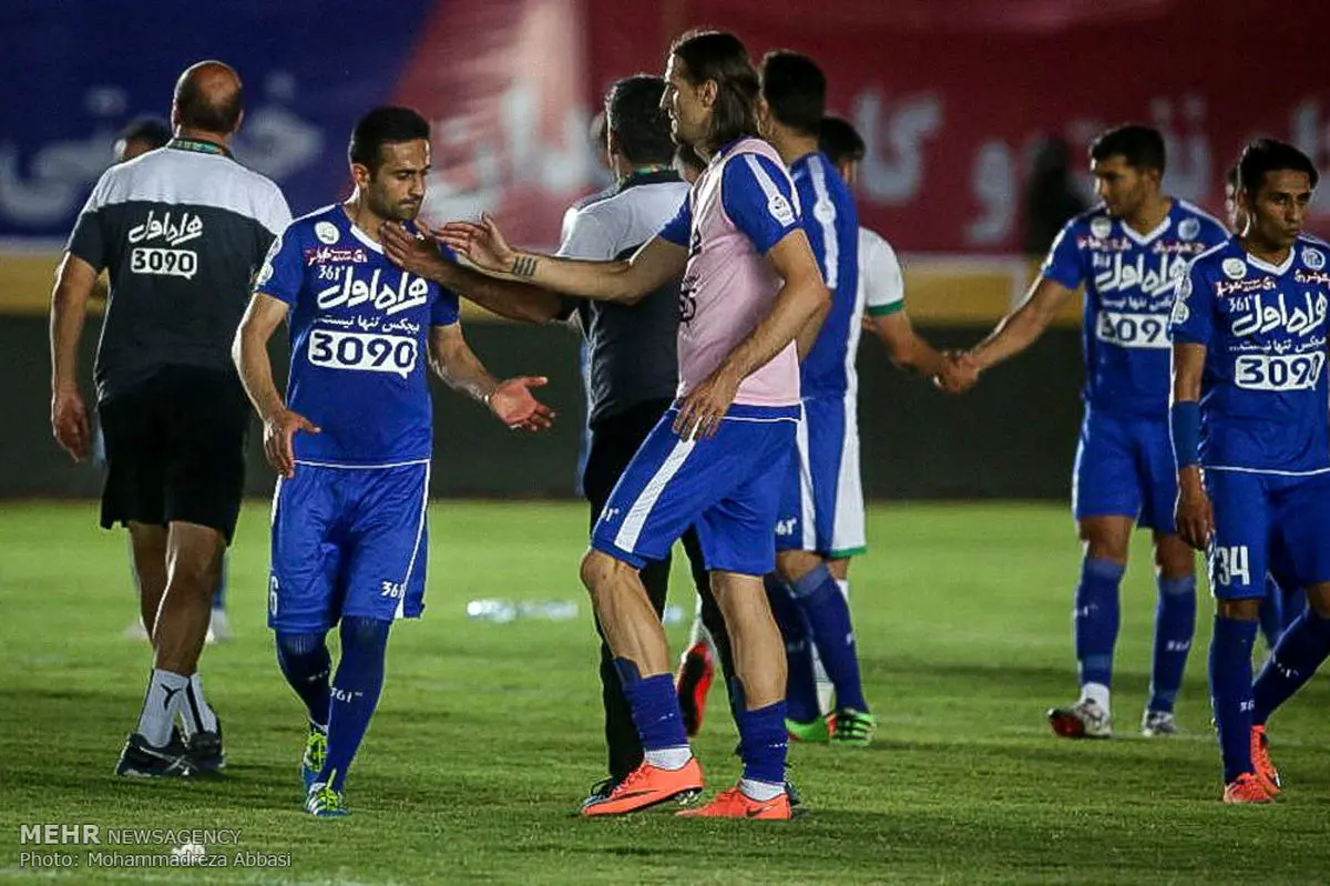 کاش استقلال با ما مثل پرسپولیسی ها رفتار می کرد