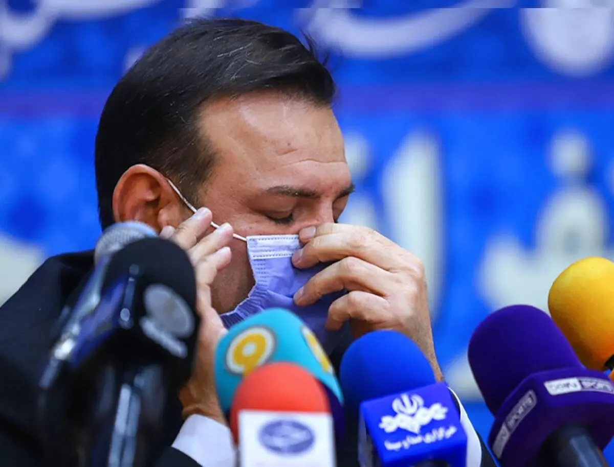 حواشی ادامه‌دار کمک ۱۰ میلیاردی عزیزی‌خادم به پرسپولیس
