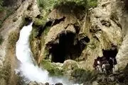 چشمه‌ای زیبا در هرمزگان