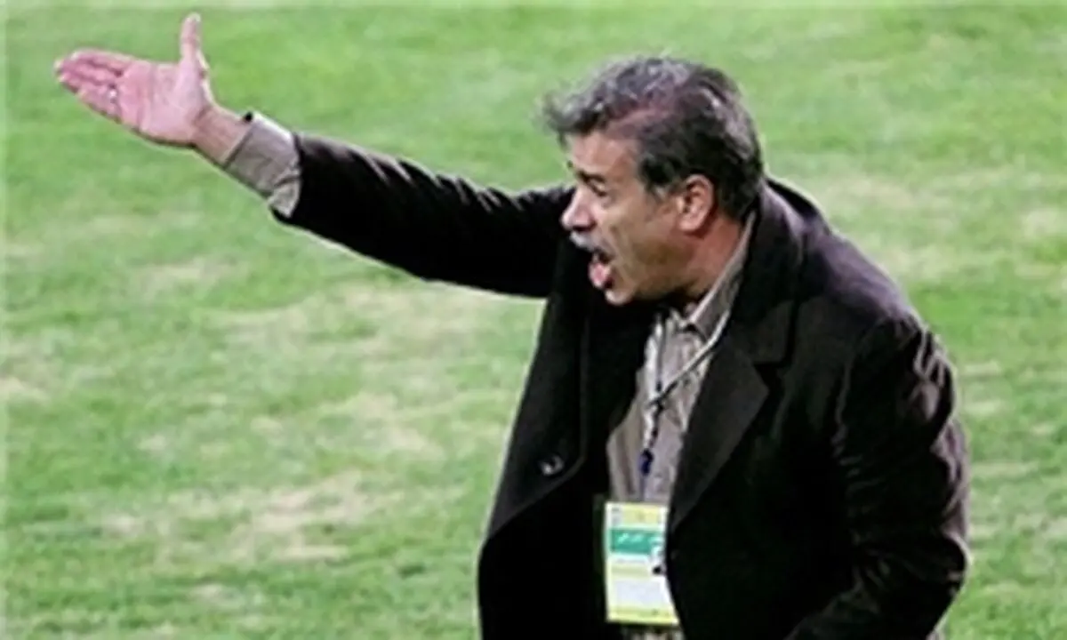 ابراهیم‌زاده از سرمربیگری ذوب‌آهن استعفا کرد