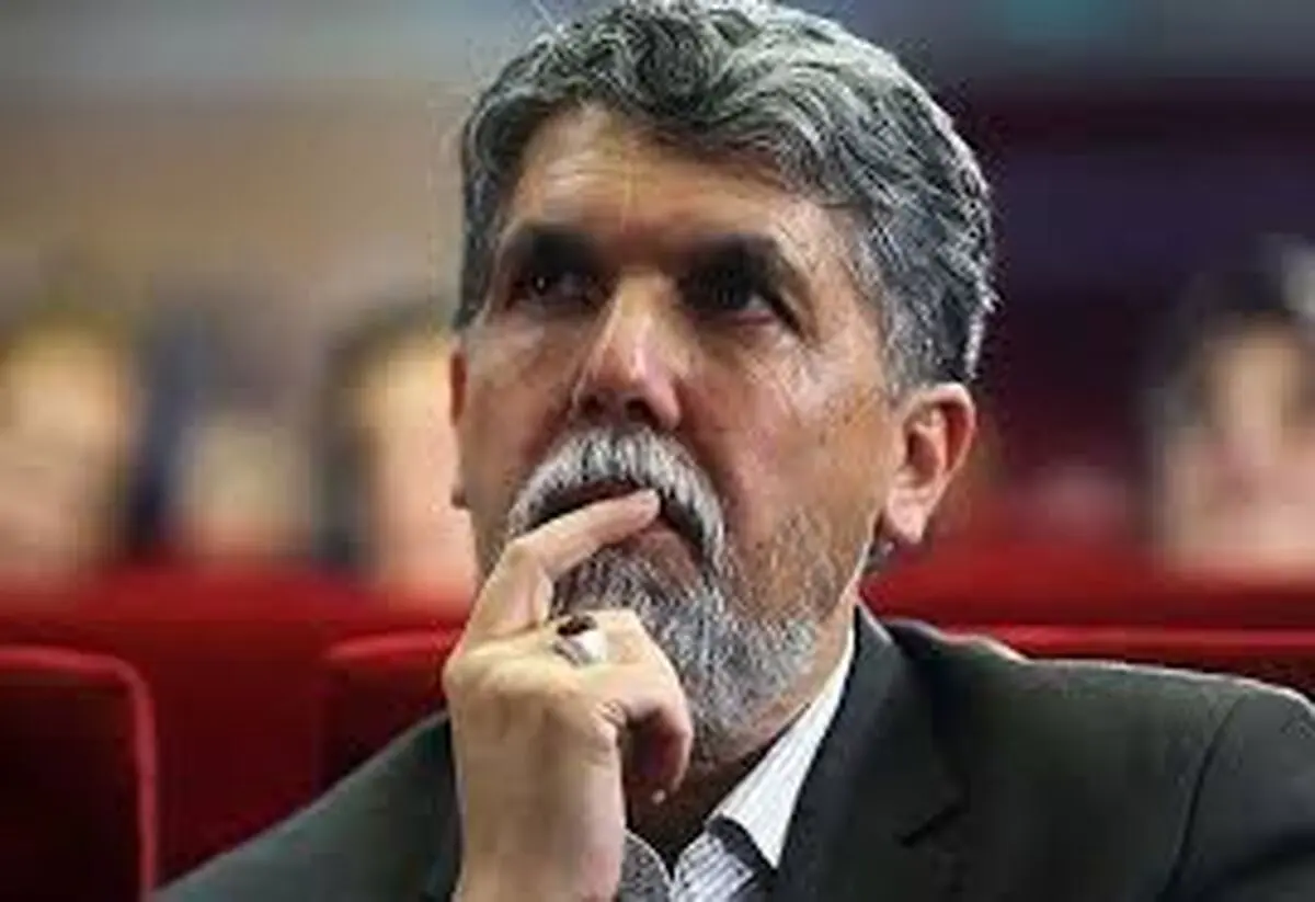واکنش آقای وزیر به پوشش جنجالی زنان بازیگر 
