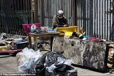 جولان معتادان و بی‌خانمان‌ها در «شهر فرشتگان»/گزارش تصویری