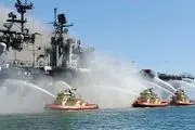 احتمال تداوم چندروزه آتش‌سوزی در کشتی جنگی آمریکا