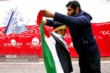 راهپیمایی یوم الله ۱۳ آبان در تهران/گزارش تصویری