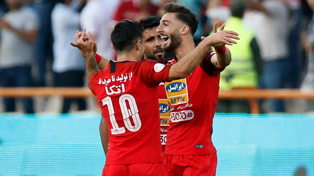 عبدی با کولهپشتی به تمرینات پرسپولیس میآمد!