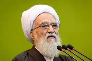 مسئولان به فکر حل مشکلات کارگران باشند/ عالم‌نماهای درباری به بشریت خیانت کردند