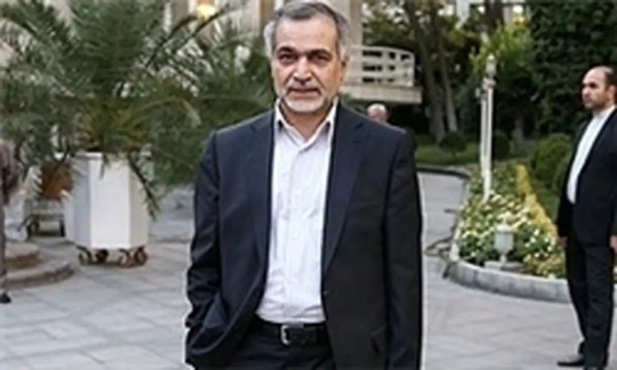 فریدون راهی تهران شد