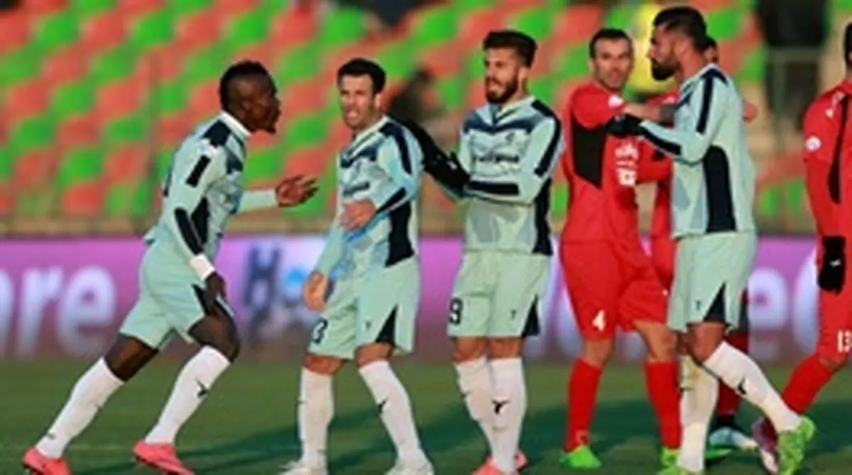 مسئول نقل و انتقالات پرسپولیس: منشا دروغ می‌گوید
