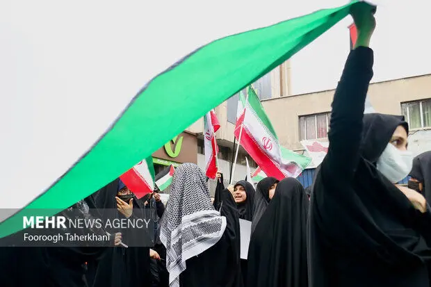 راهپیمایی یوم الله ۱۳ آبان در تهران/گزارش تصویری