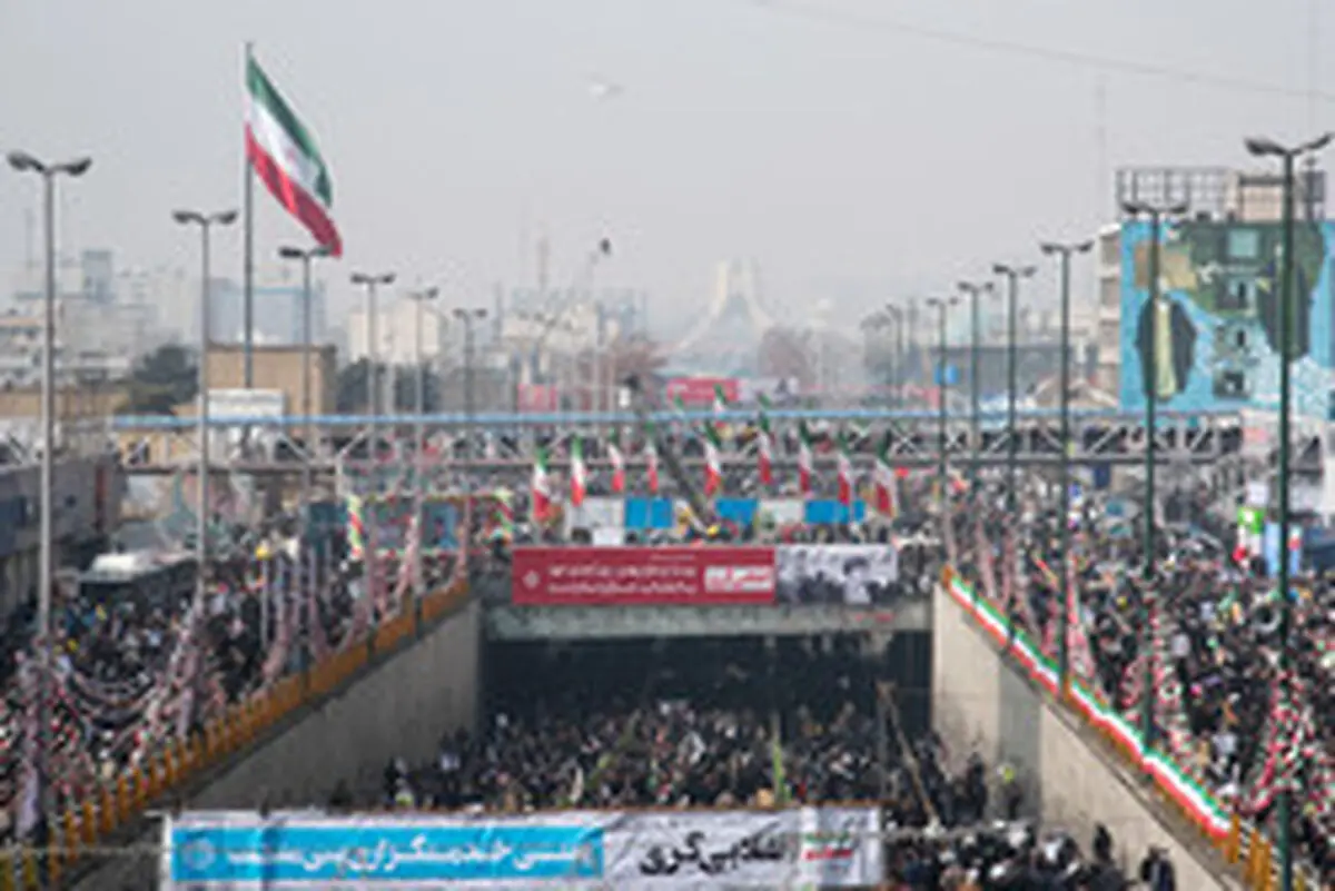 نمایش توان موشکی در مسیر راهپیمایی امروز / عکس
