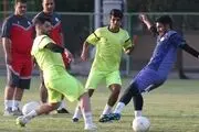 رفتار عالی دارد و تجربیاتش را انتقال می‌دهد/ گزینه خط حمله استقلال برای این پرسپولیسی غش و ضعف رفت!