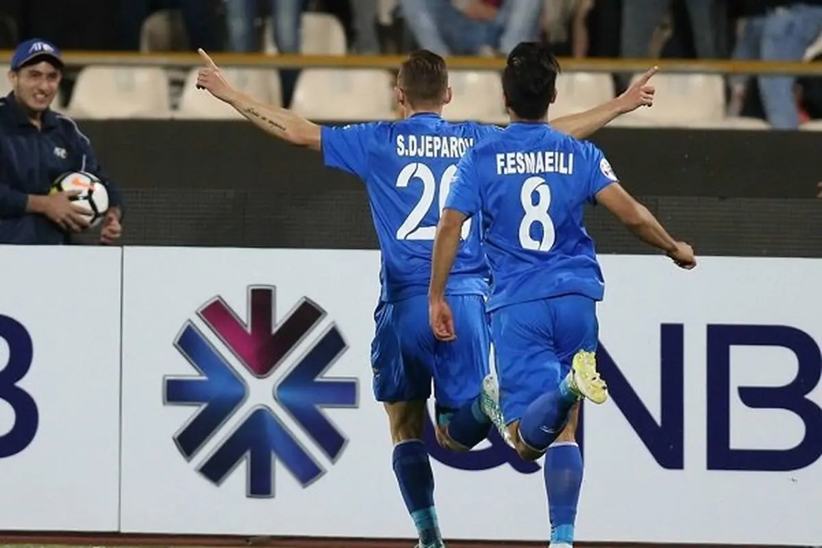 "استقلال" جای "پرسپولیس" را گرفت