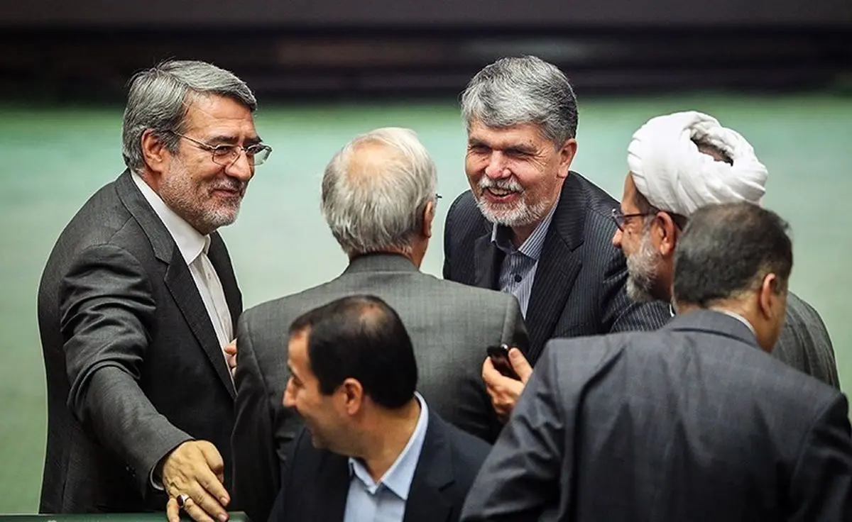 سومین اخطار جدی مجلس به وزیر فرهنگ و ارشاد اسلامی