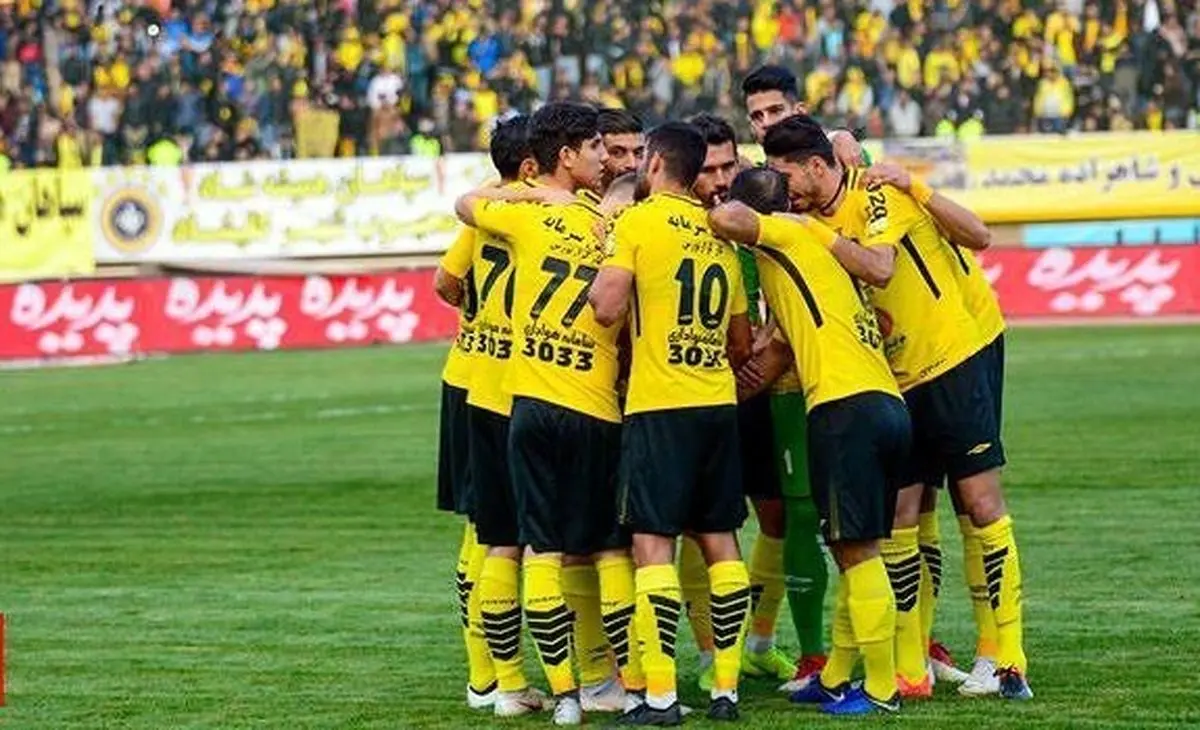 سکوی قهرمانی در نقش جهان برای سپاهان+عکس