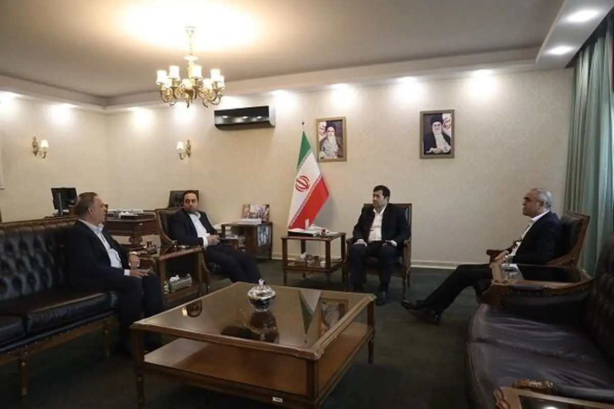 جلسه وزیر ورزش و جوانان برای مشکلات باشگاه استقلال