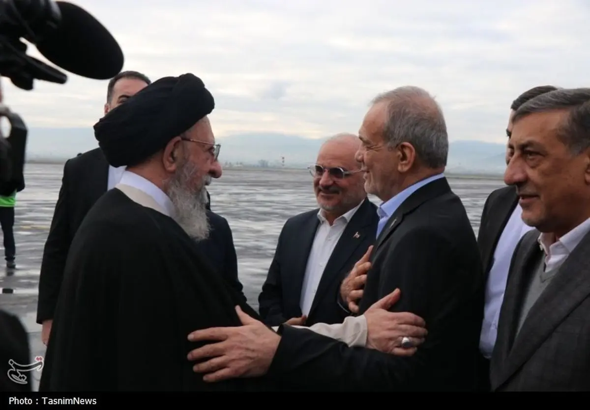 
پزشکیان وارد گلستان شد+ برنامه‌ها و تصاویر
