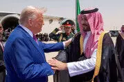 لحظه عبور ۶ فروند اف ۳۵ از بالای سر بن سلمان