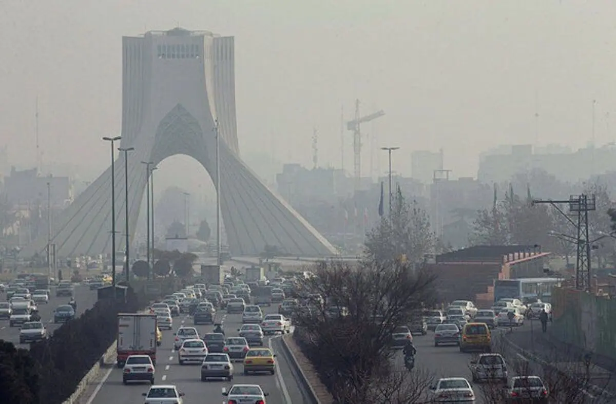 
عکس | نمایی از وضعیت وحشتناک هوای آلوده تهران
