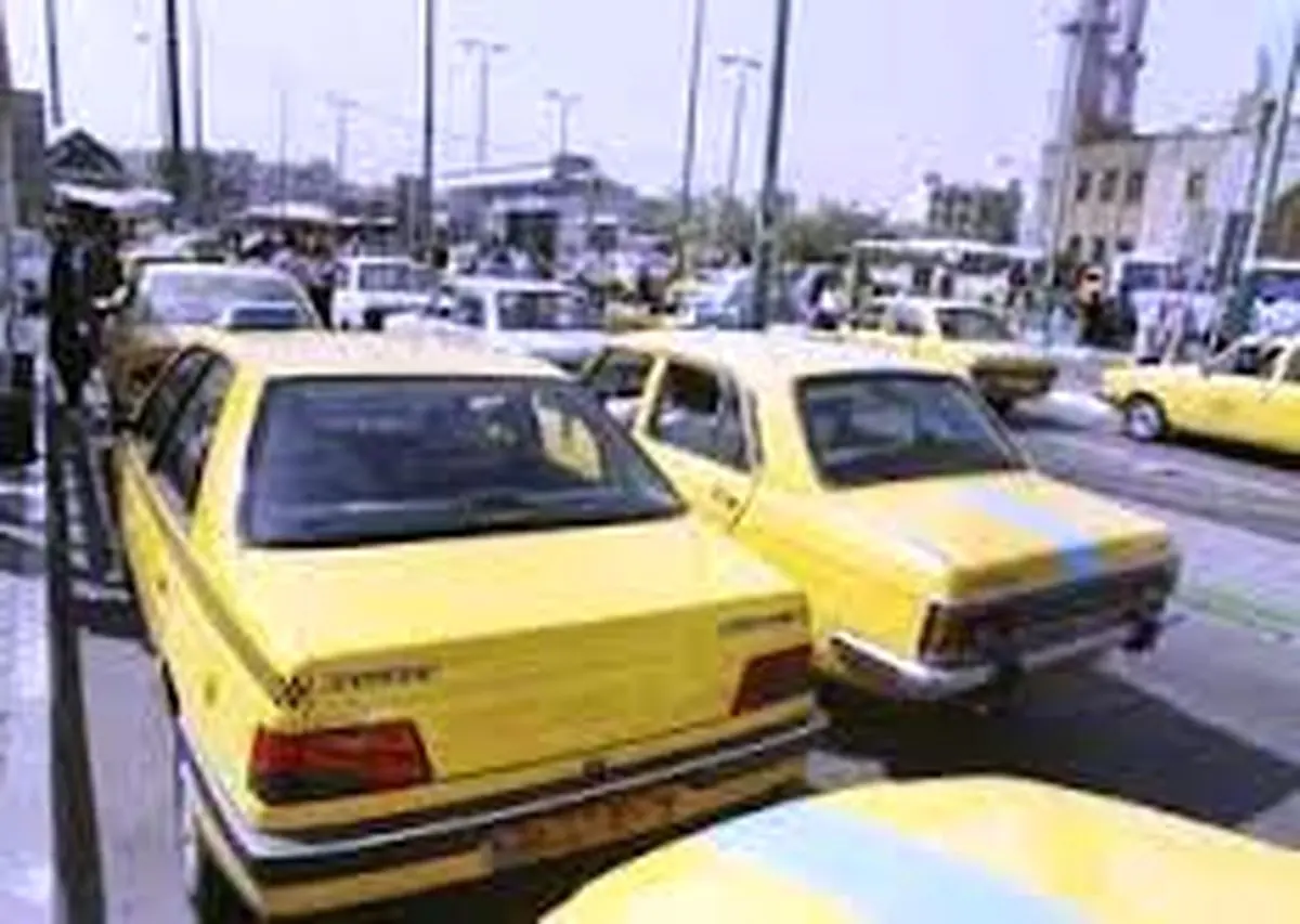 ۱۴ هزار پروانه هوشمند برای تاکسیرانان