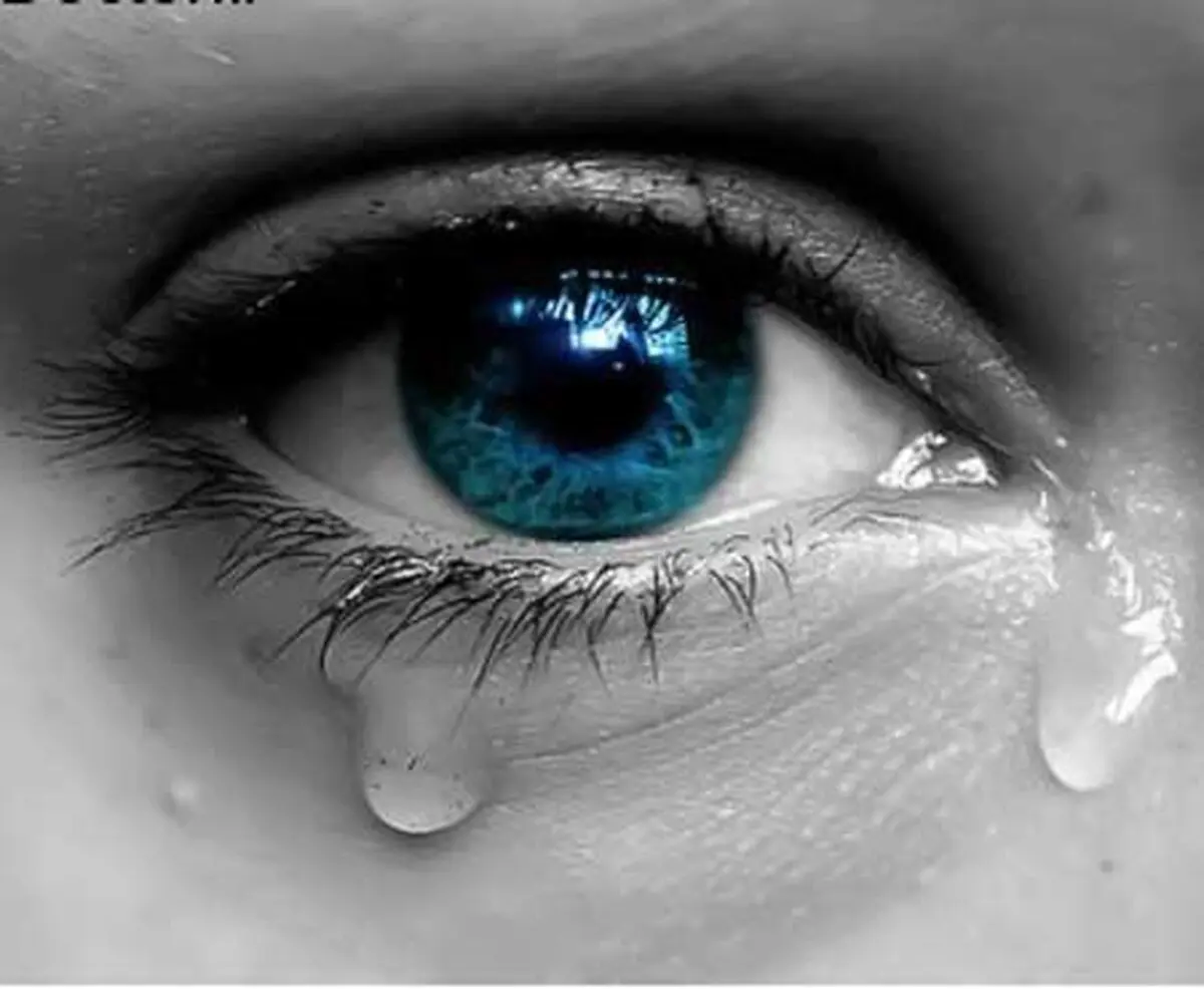 علت اشک ریزش در این روزها 