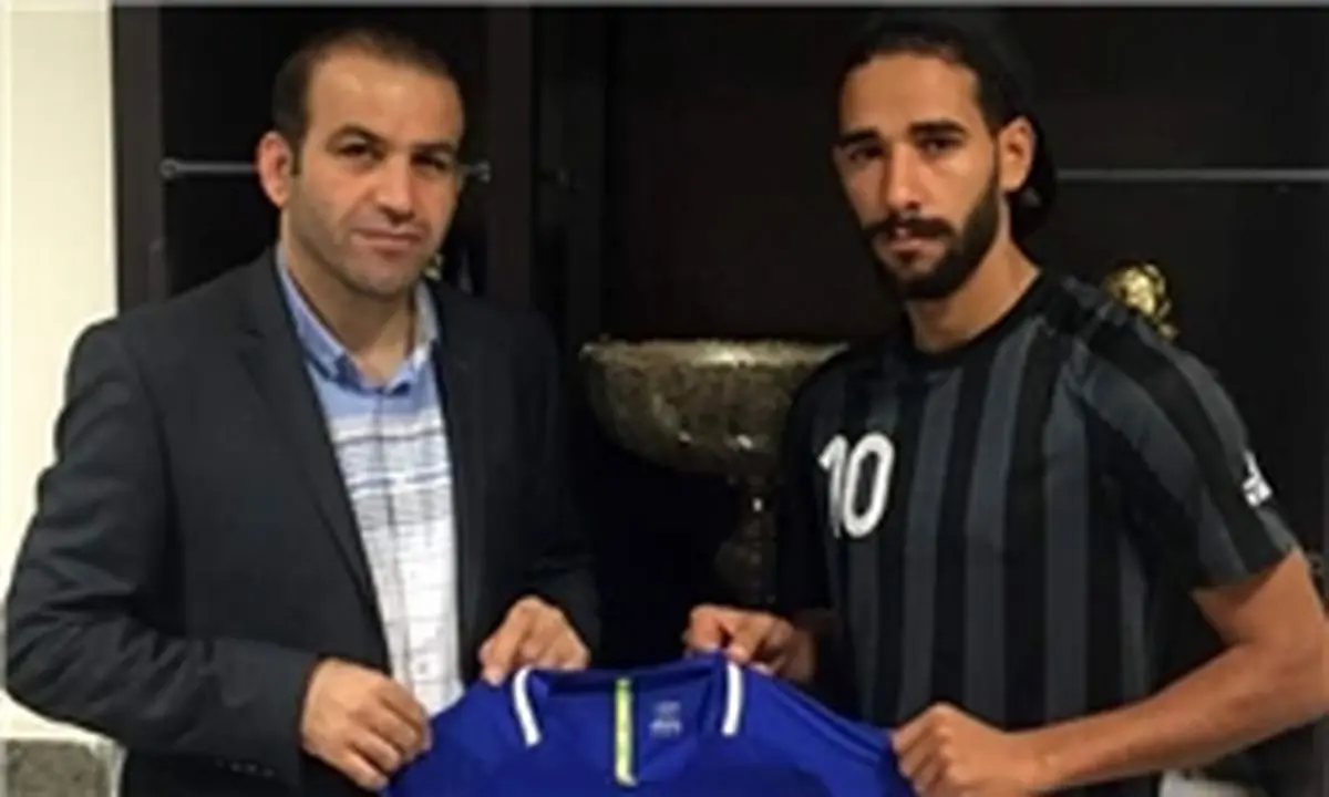 مهاجم پرسپولیس استقلالی شد