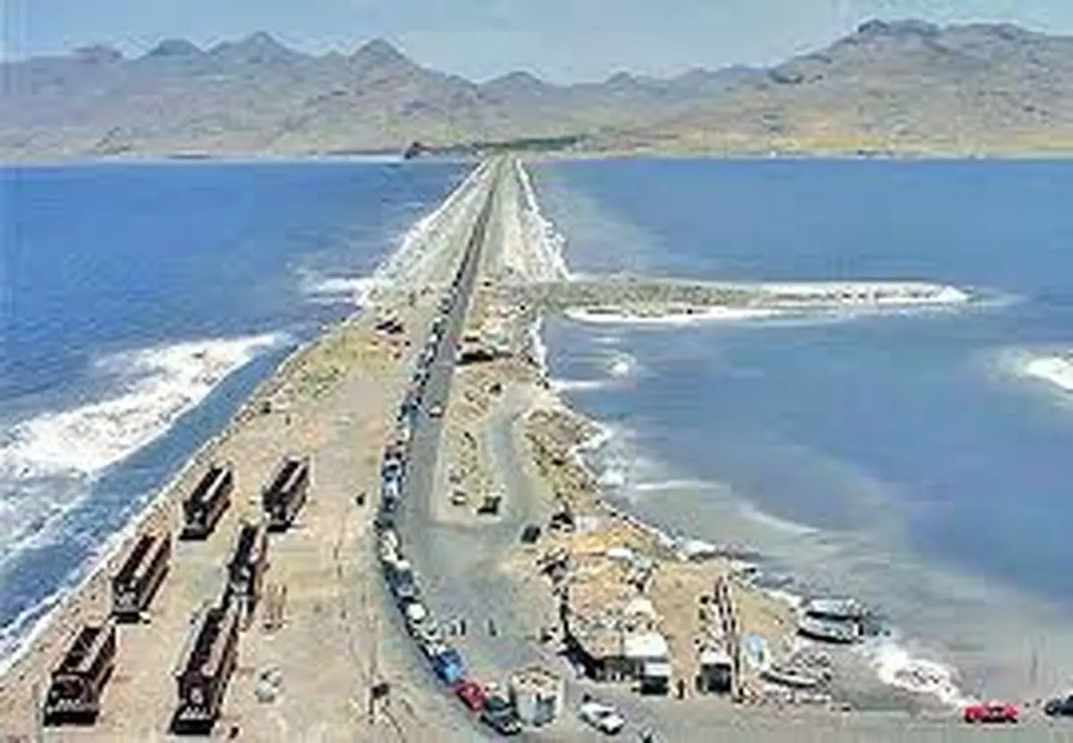 اثرات احداث میانگذر بر اکوسیستم دریاچه ارومیه بررسی می شود + تصاویر