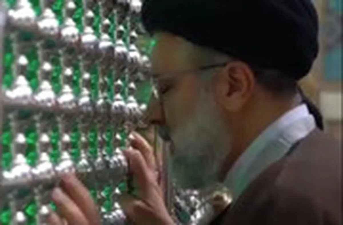 ارمنی ها سفارت ایران را گلباران کردند