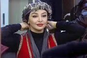 مه لقا باقری بر روی صحنه تئاتر /عکس