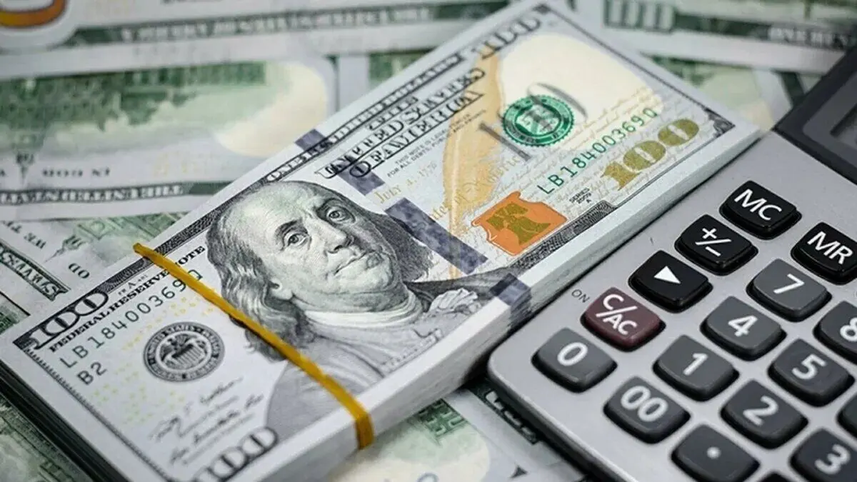 پیش بینی قیمت ارز در ۵ مهر ۱۴۰۴/ دلار به مرز روانی اصابت می‌کند؟