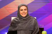 جنجالی شدن حجاب خانم بازیگر در لایو اینستاگرامش!
