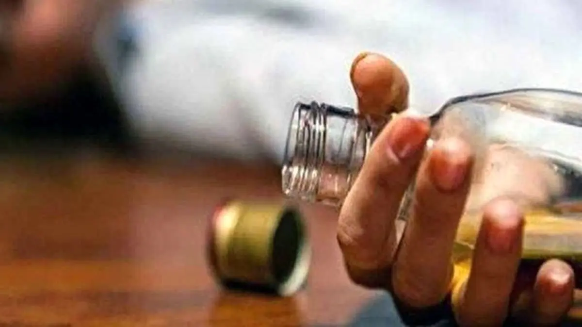 چرا استفاده از الکل حاوی متانول باعث کوری و مرگ میشود؟