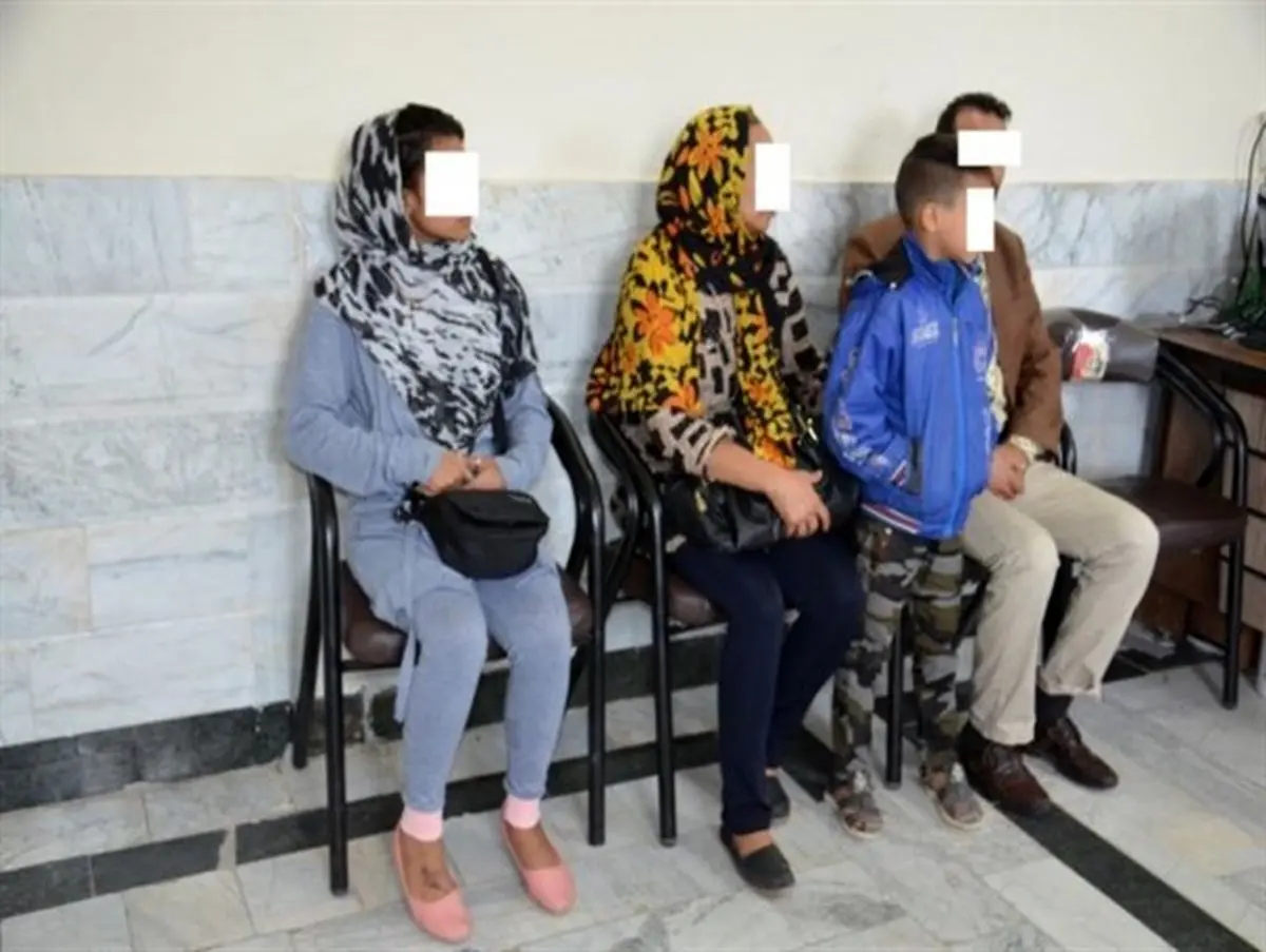 سارق حرفهای با خانواده اش دستگیر شد+تصویر