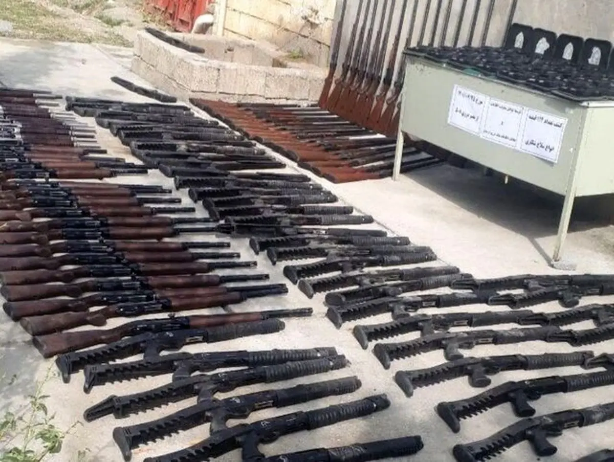 دستگیری یک تروریست با محموله سنگین سلاح جنگی در مرز نگور