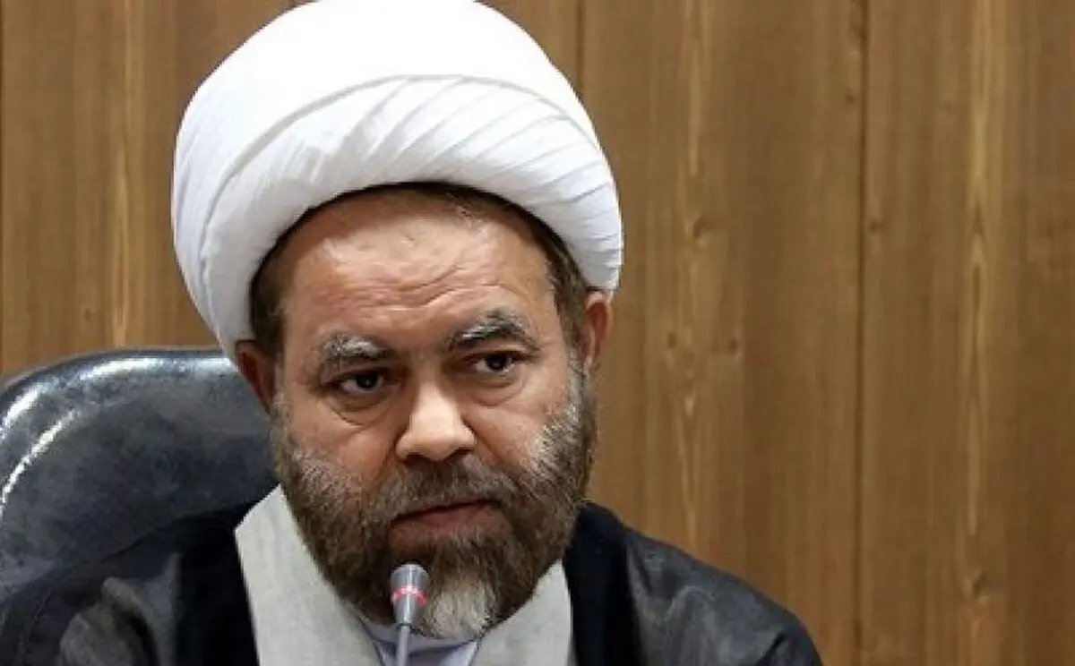 انتقاد آیت الله کلانتری از هتاکی به خانواده یک شهید 