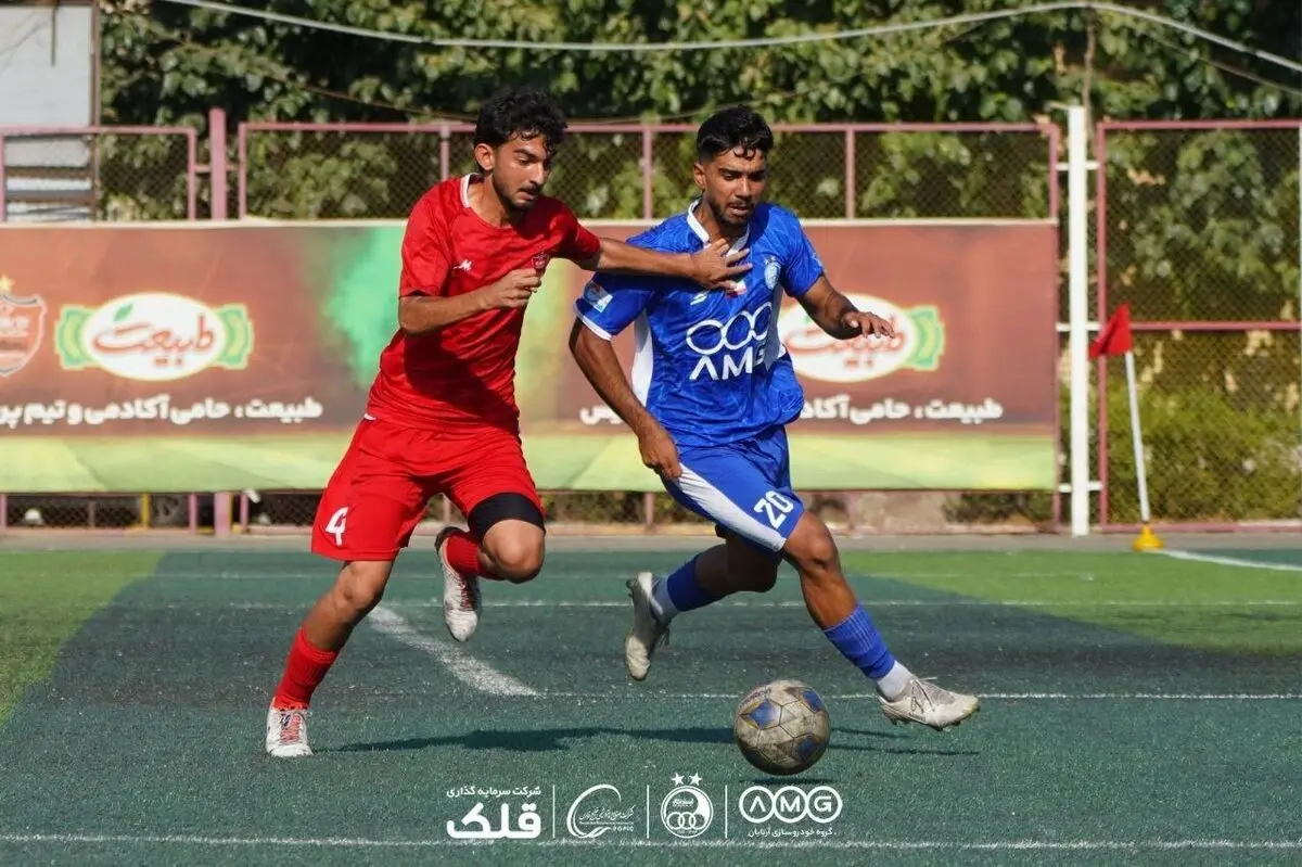 استقلال من را نخواست و خوشحالم که سرخپوش شدم
