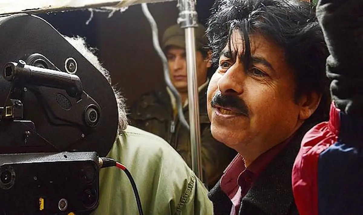 کارگردان سینما تئاتری شد