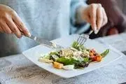  بعد از مزه مزه کردن غذا و آرام غذا خوردن، چه اتفاقی برای بدن می‌افتد؟