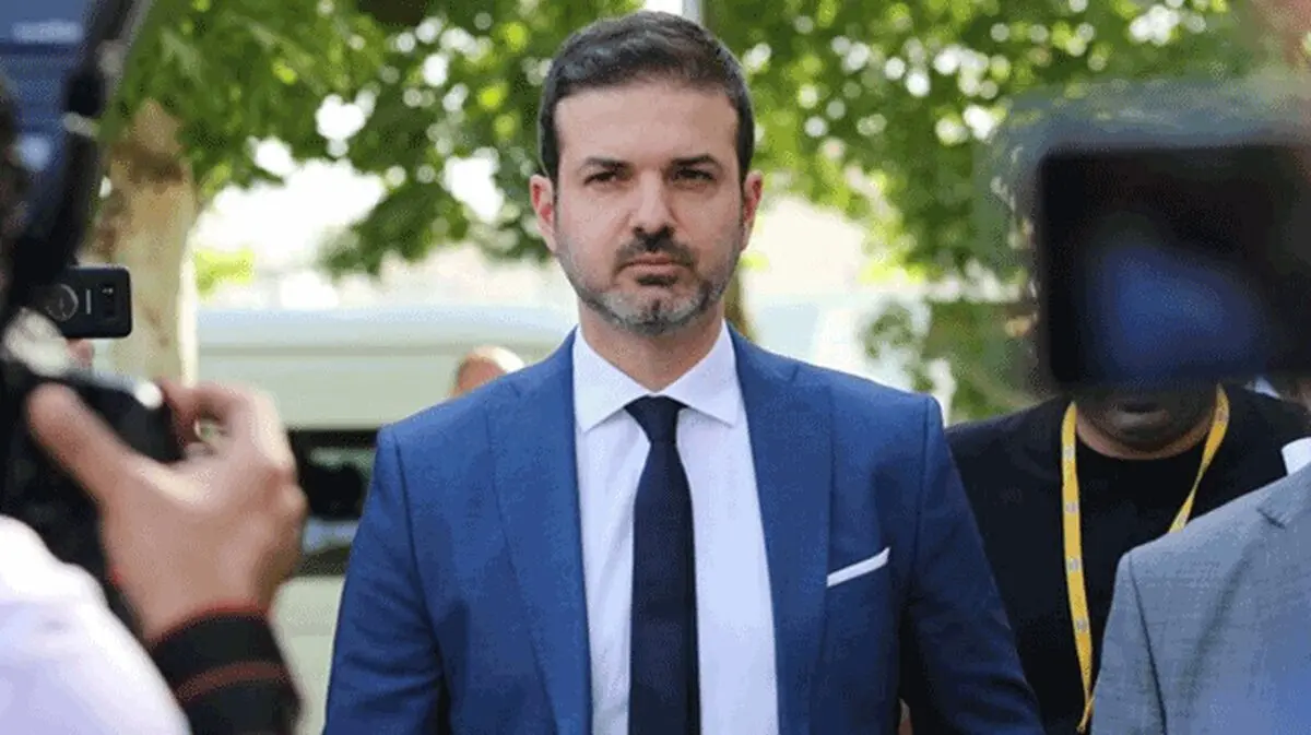 هشدار پیشکسوت استقلال: استراماچونی باید تا نیم‌فصل تیم را درست کند