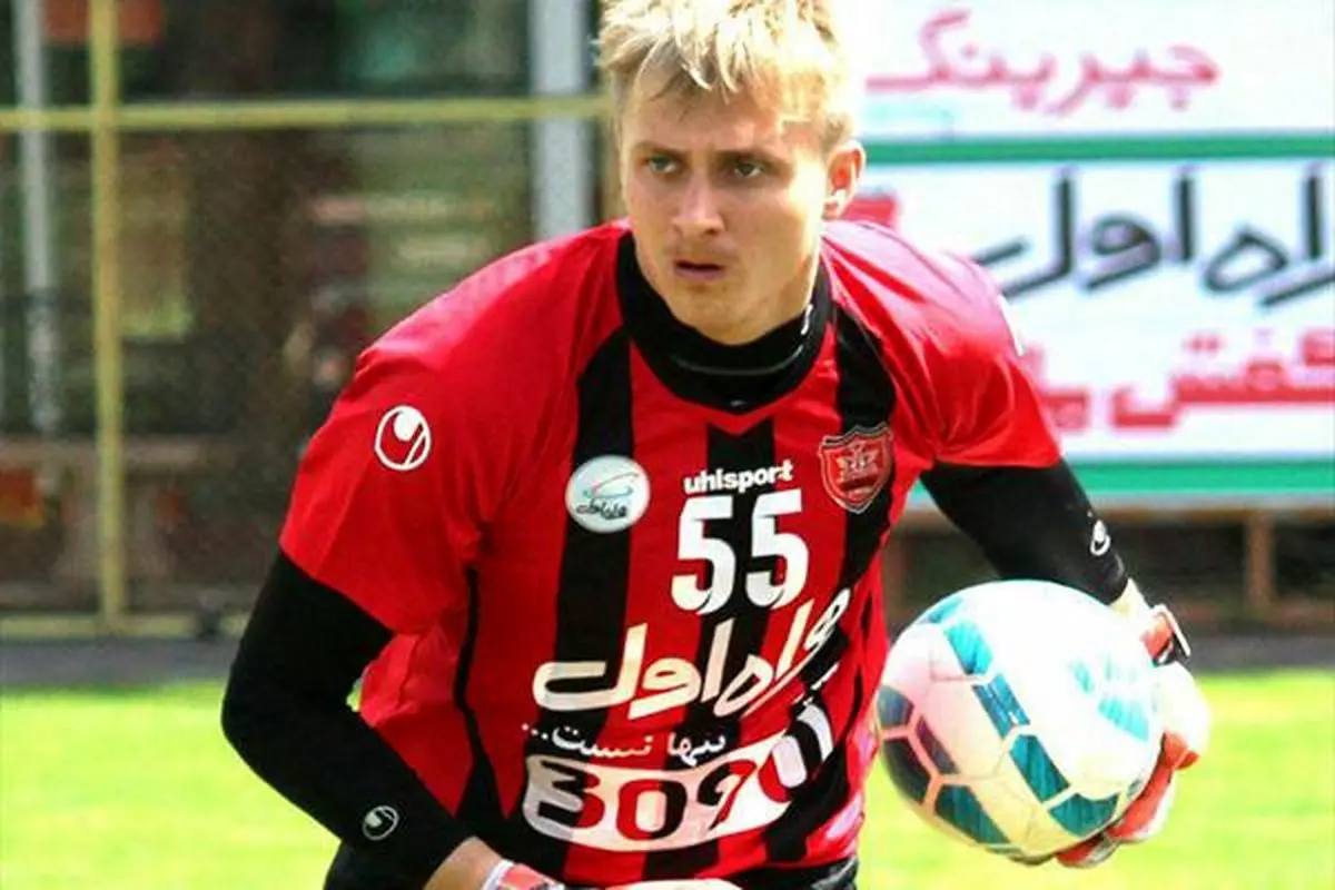 گلر پرسپولیسی پول گرفت تا گل بخورد؟