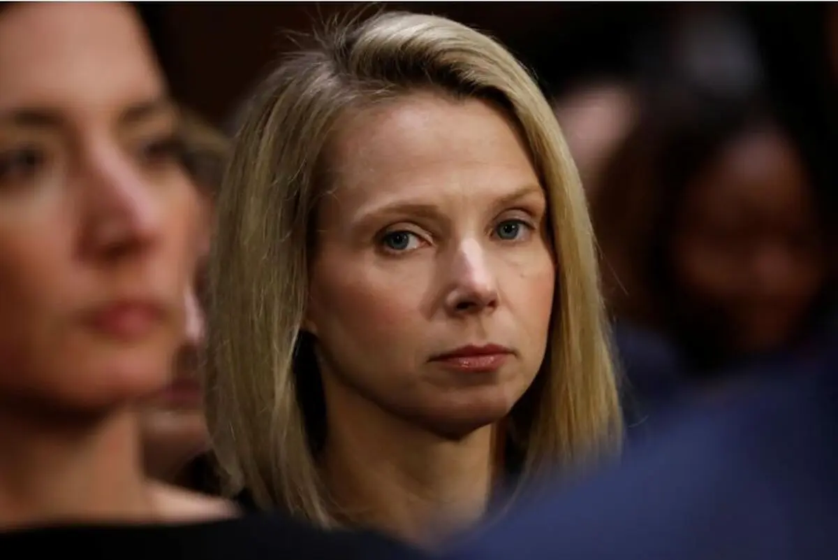عذرخواهی مدیرعامل سابق یاهو از کاربران